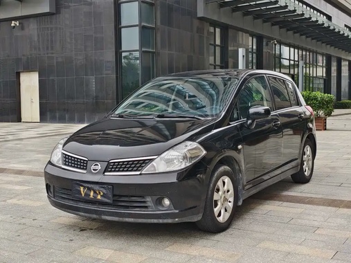Nissan Tiida 2007