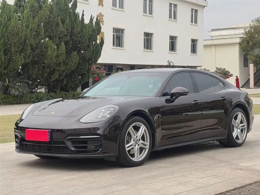 Porsche Panamera 2024