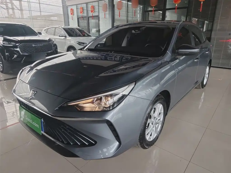 Roewe i5