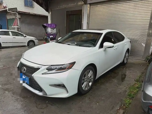 Lexus ES 2013
