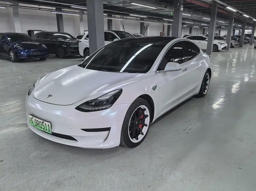 Tesla Model 3 2020