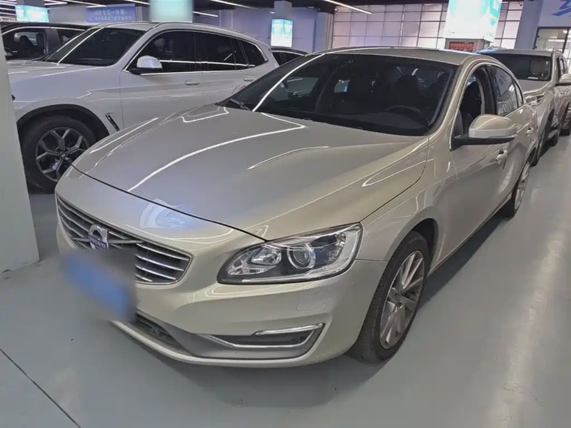 Volvo S60