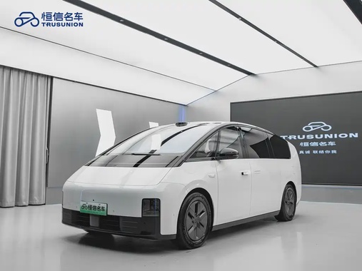 Li Auto MEGA 2025