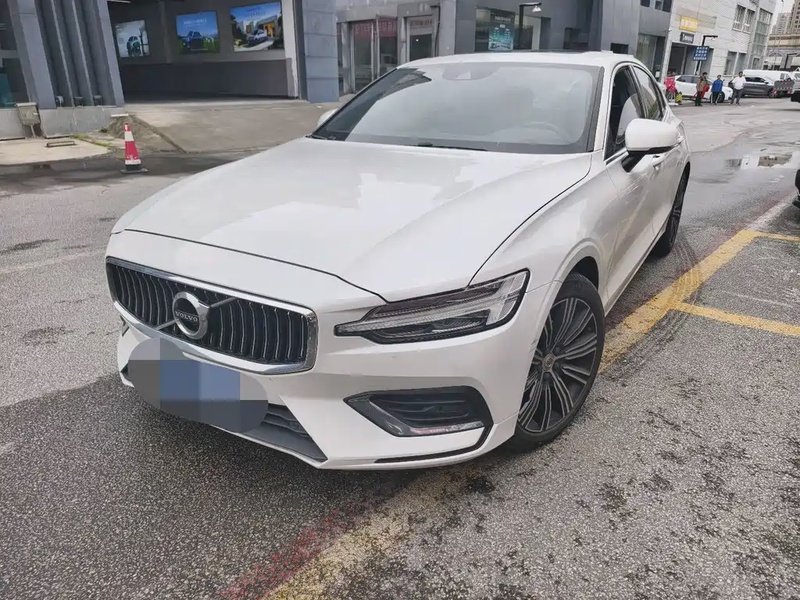 Volvo S60
