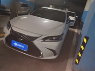 Lexus ES 2020