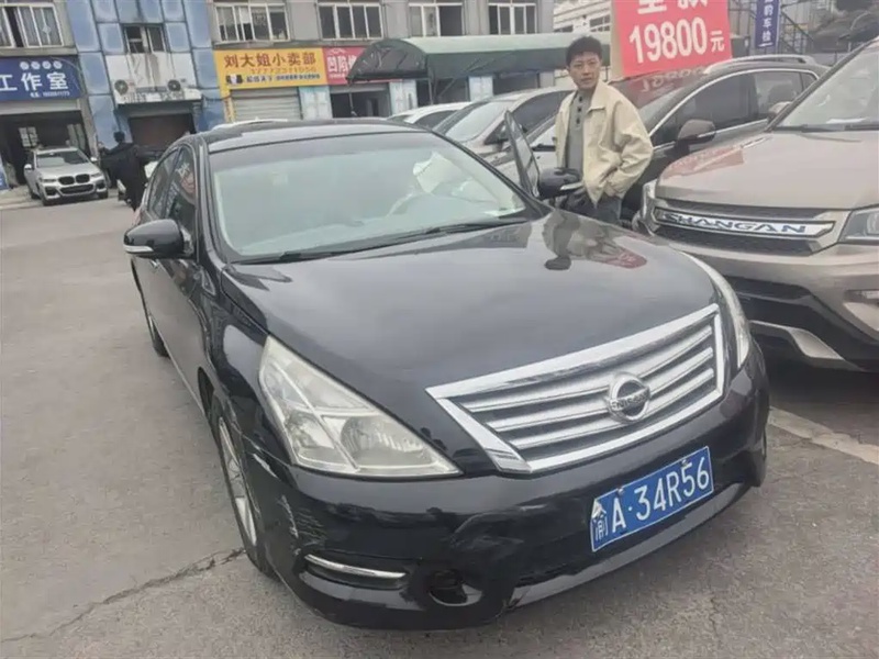 Nissan Teana