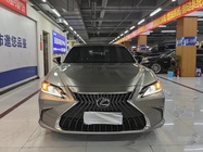 Lexus ES 2023