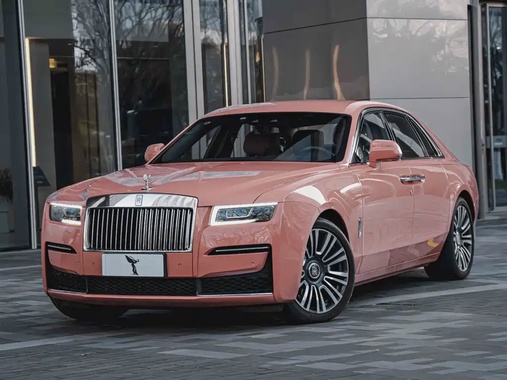 Rolls-Royce Ghost 2025