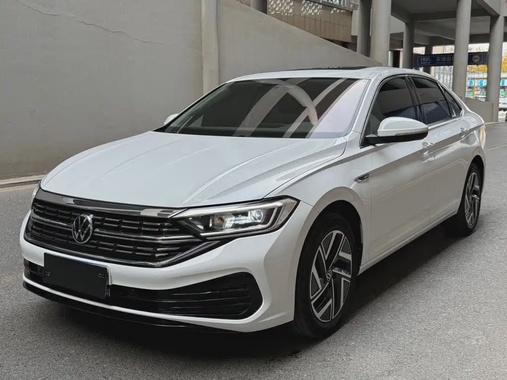 Volkswagen Sagitar 2022