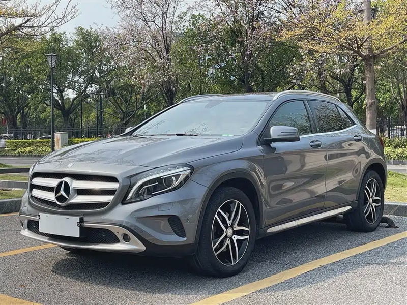 Mercedes-Benz GLA-Class