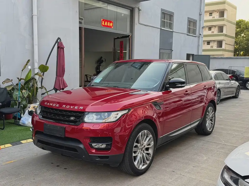Land Rover Sport