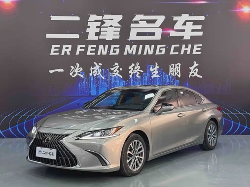 Lexus ES 2023