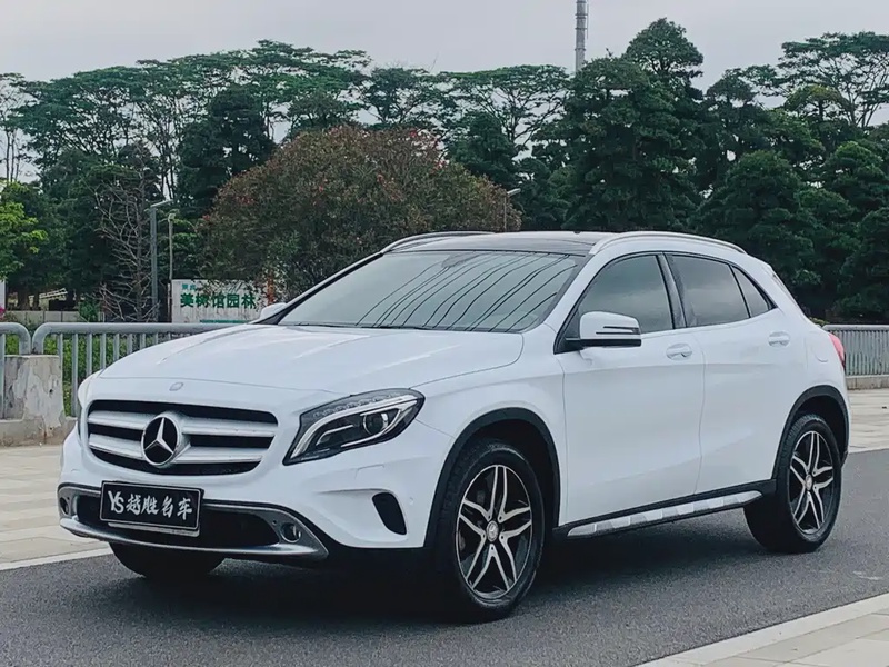 Mercedes-Benz GLA-Class