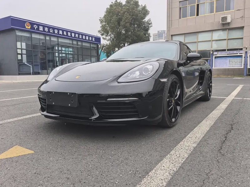 Porsche 718