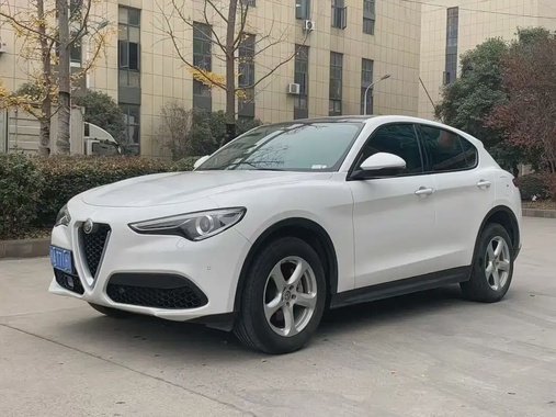 Alfa Romeo Stelvio 2019