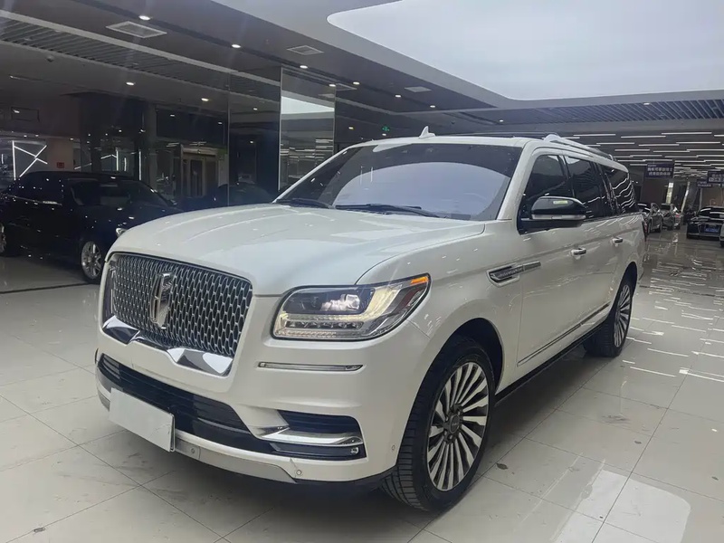 Lincoln Navigator