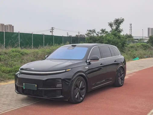 Li Auto L7 2025