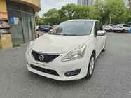 Nissan Tiida 2014