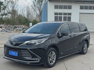 Toyota Sienna 2023