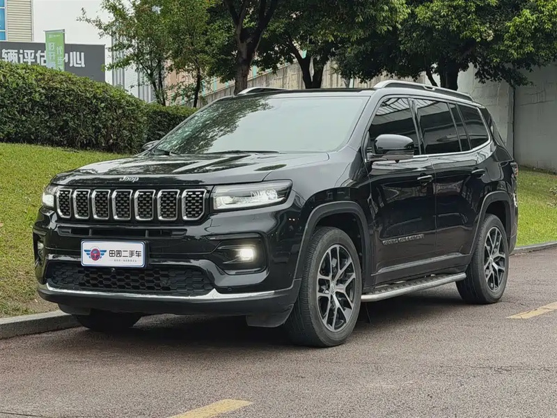 Jeep Grand Commander