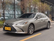 Lexus ES 2020