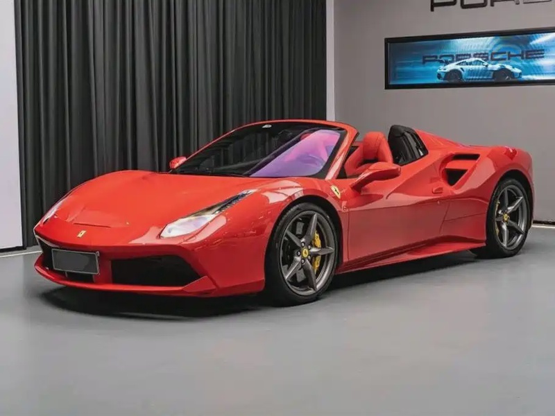 Ferrari 488