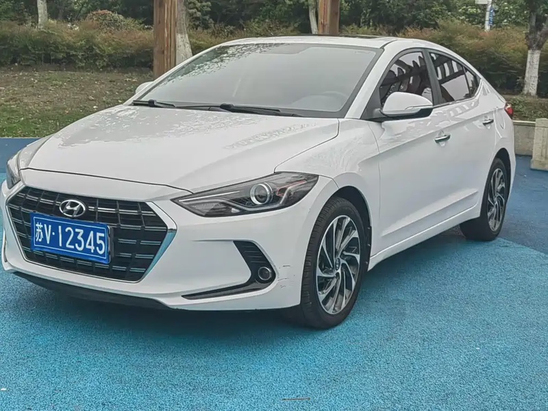Hyundai Elantra