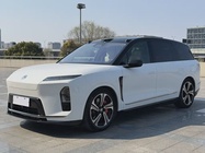 NIO ES8 2025