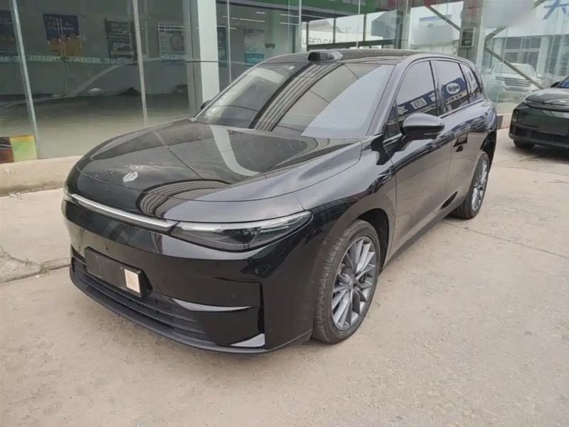 Leapmotor C10