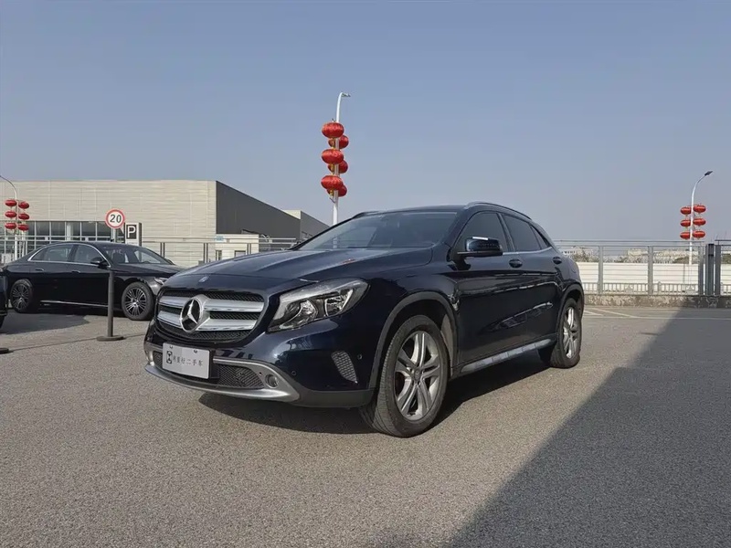 Mercedes-Benz GLA-Class