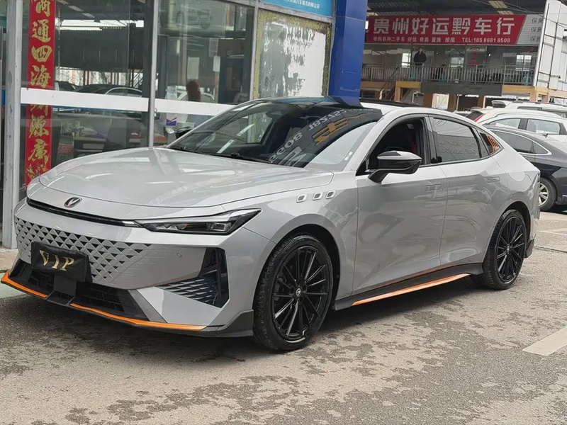 Changan UNI-V