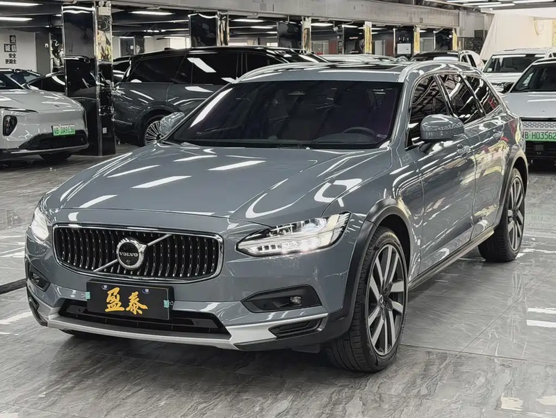 Volvo V90