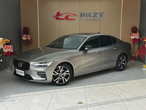 Volvo S60 2021