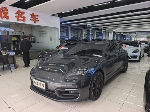 Porsche Panamera 2021