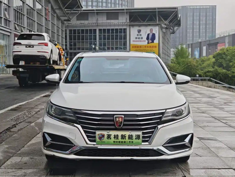 Roewe i6