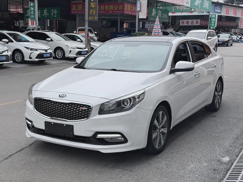 Kia K4