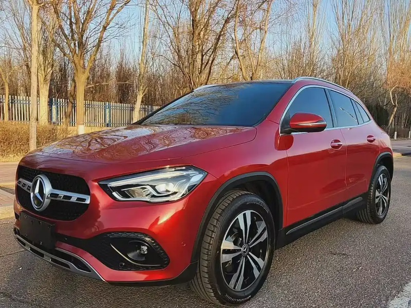 Mercedes-Benz GLA-Class