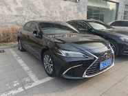 Lexus ES 2025