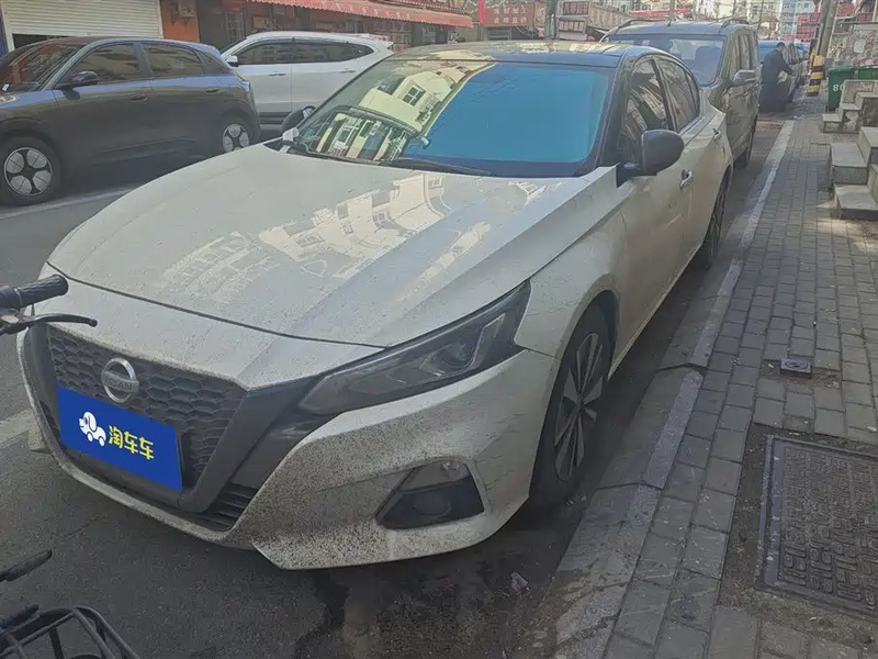 Nissan Teana