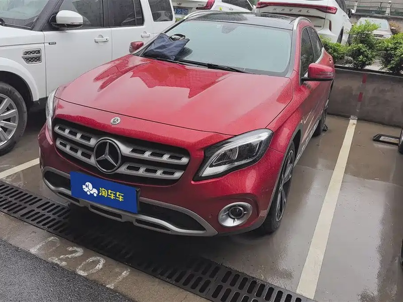 Mercedes-Benz GLA-Class