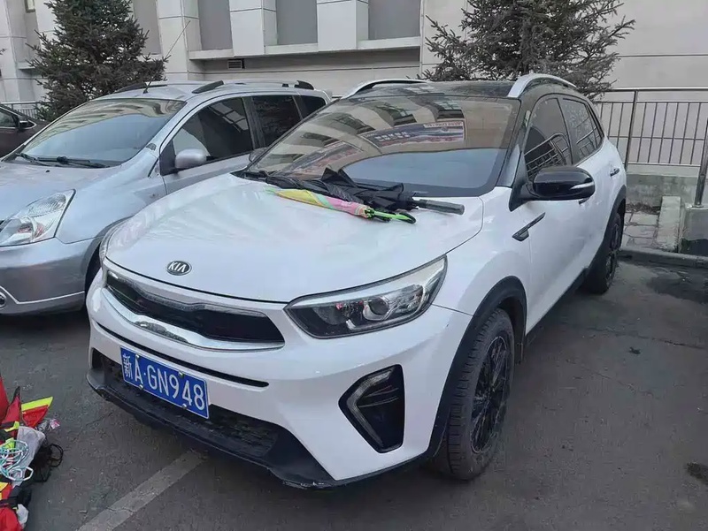 Kia KX1