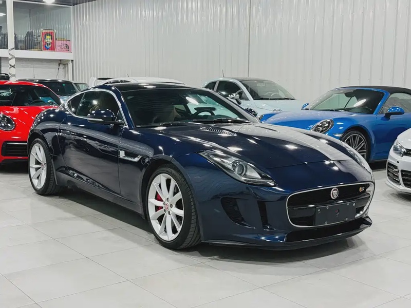 Jaguar F-TYPE