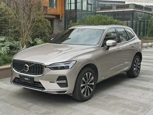 Volvo XC60 2025