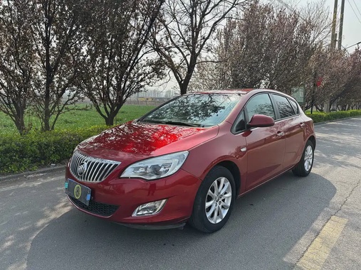 Buick Excelle 2013