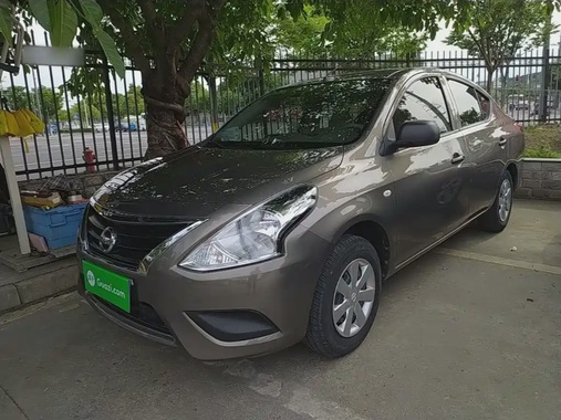 Nissan Sunny 2014