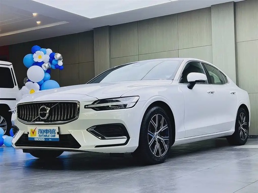 Volvo S60 2024