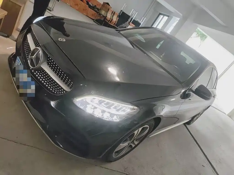 Mercedes-Benz C-Class