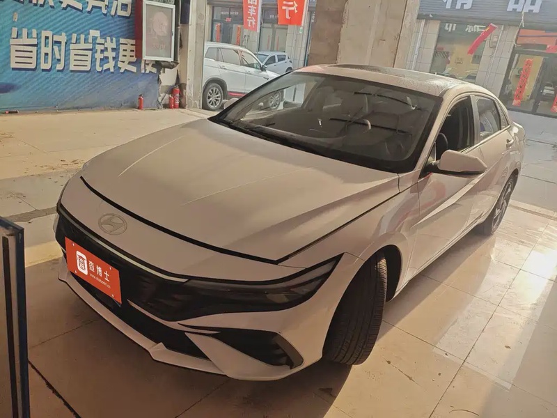 Hyundai Elantra