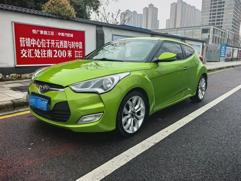 Hyundai Veloster