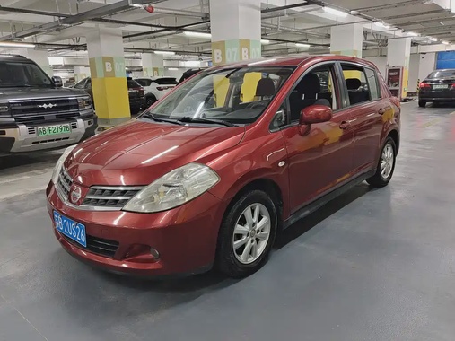 Nissan Tiida 2009